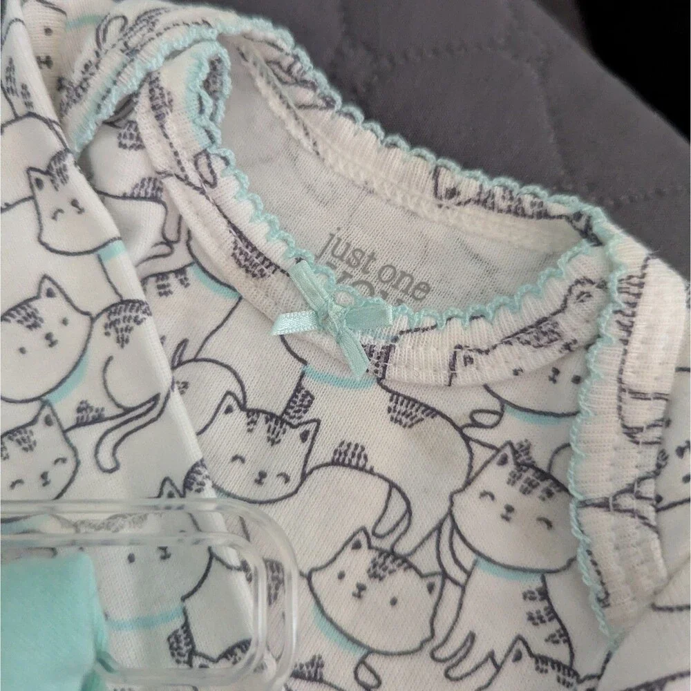 Newborn 3 pc set Just one you (New) Cats